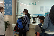 干净明亮的一楼大厅